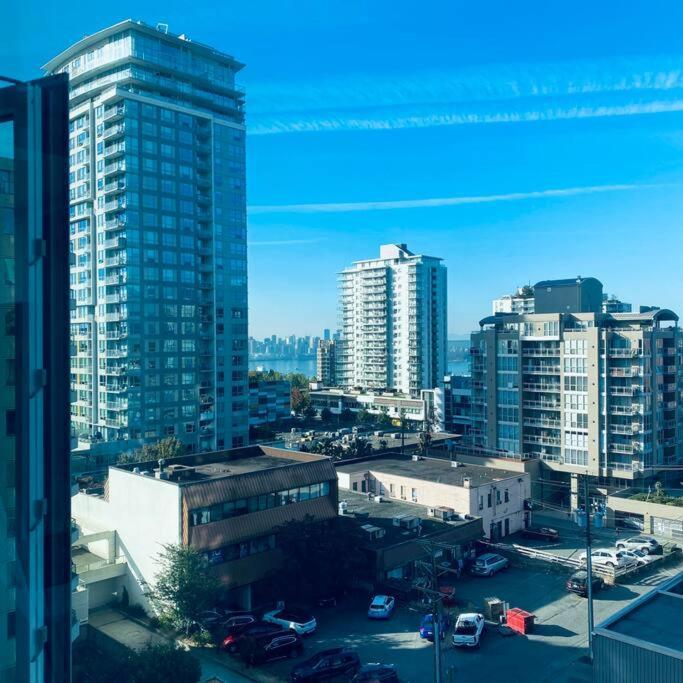 נורת וונקובר 360º Rooftop Patio Views. Your-Home-Away-From-Home מראה חיצוני תמונה