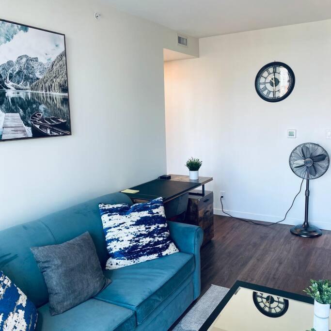 נורת וונקובר 360º Rooftop Patio Views. Your-Home-Away-From-Home מראה חיצוני תמונה